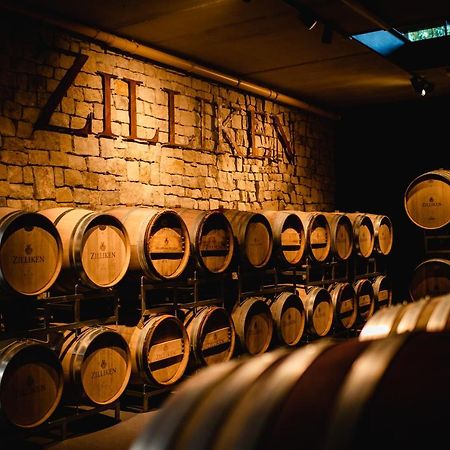 Weingut Und Gaestehaus Zilliken Nittel Eksteriør billede